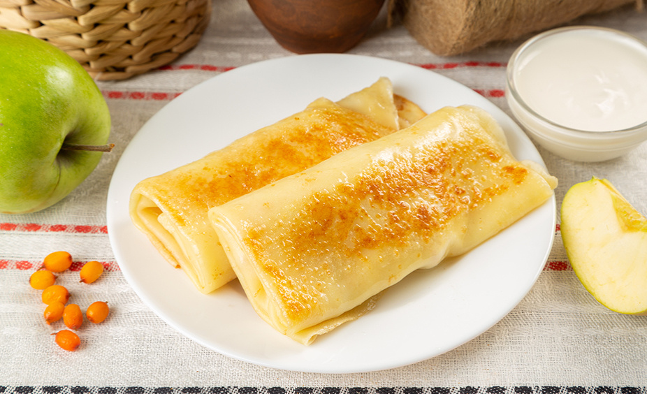 Блинчик с яблоком